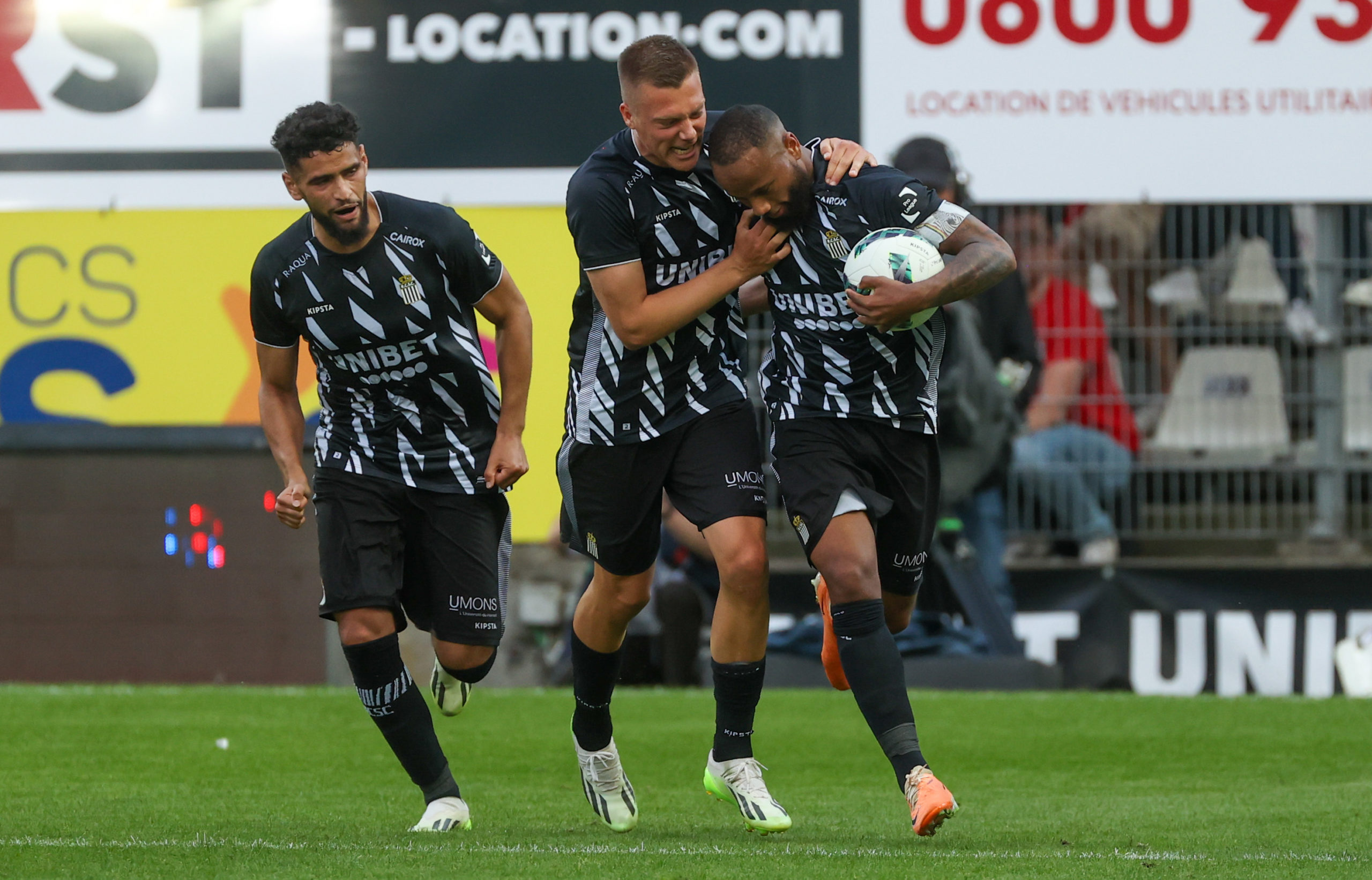 Sporting de Charleroi Standard de Liège le débrief' RCSC